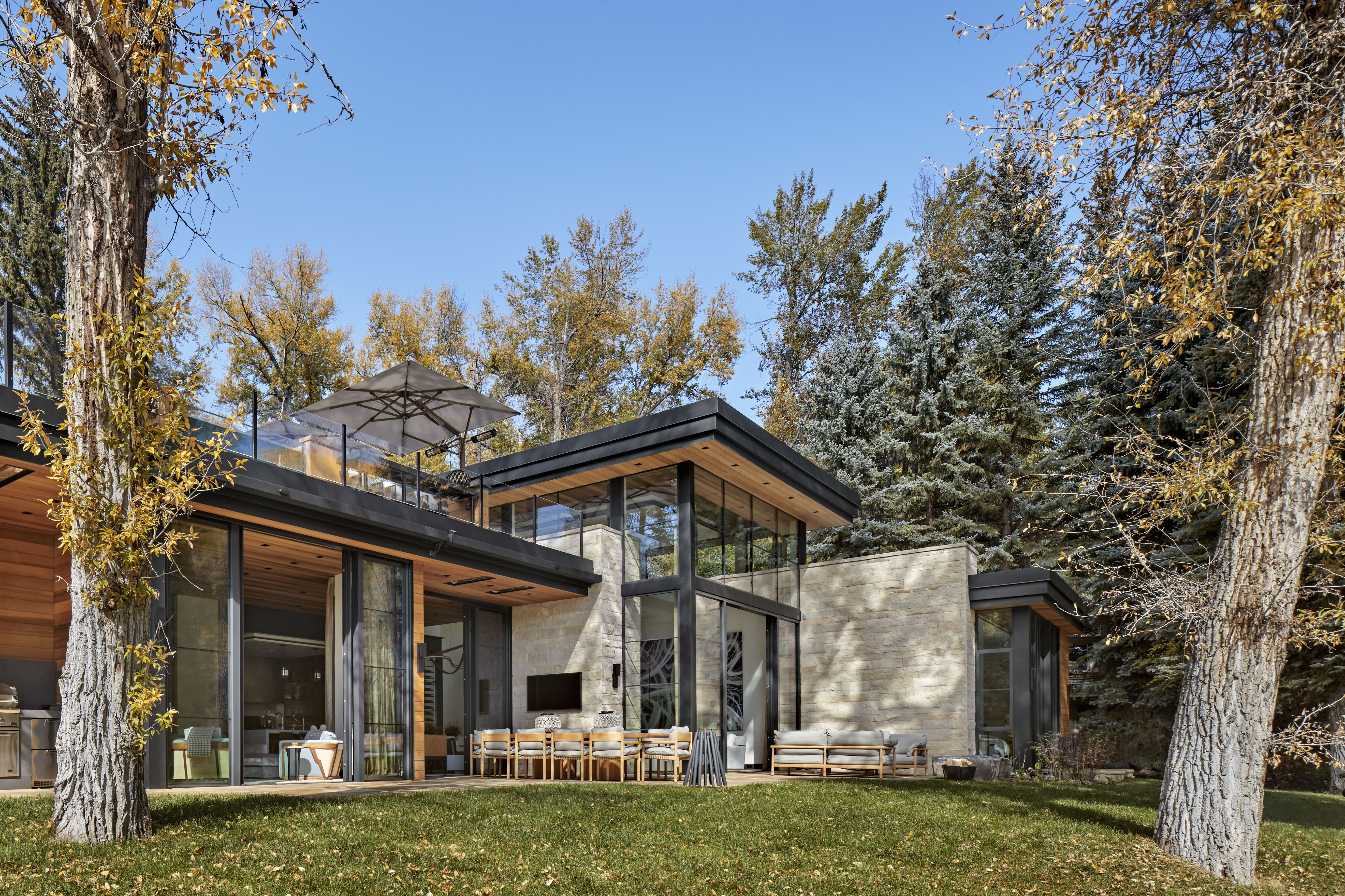 Riparian Retreat_02