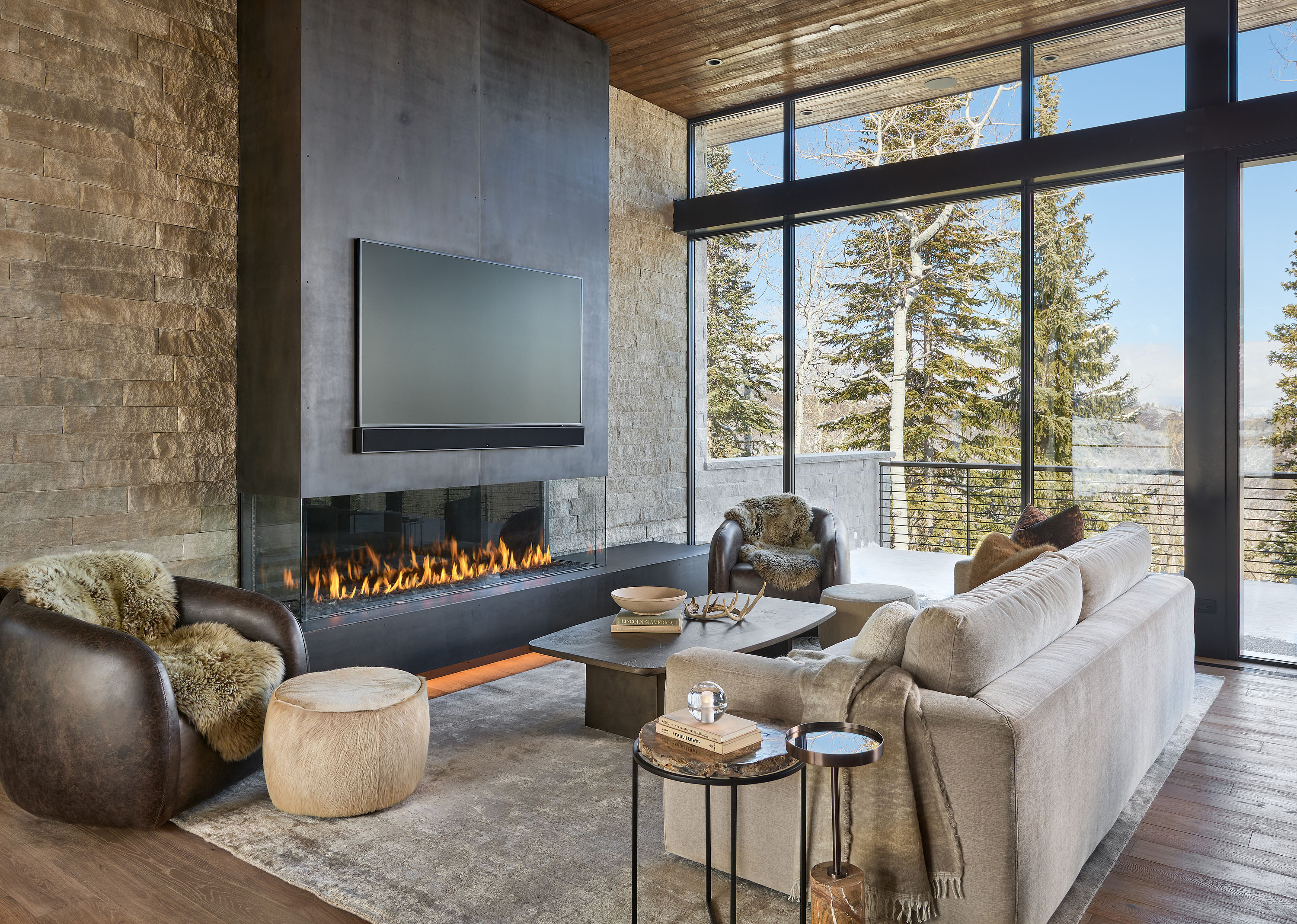 Forum Phi_Int_Slopeside Modern13