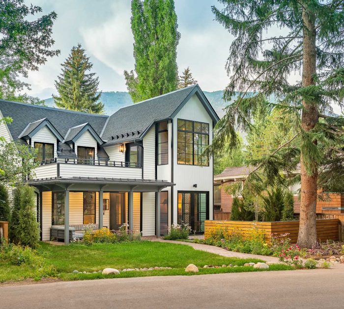 Victorian Revival_Ext 1
